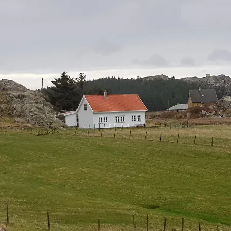 Feriehus - Kvalvik *